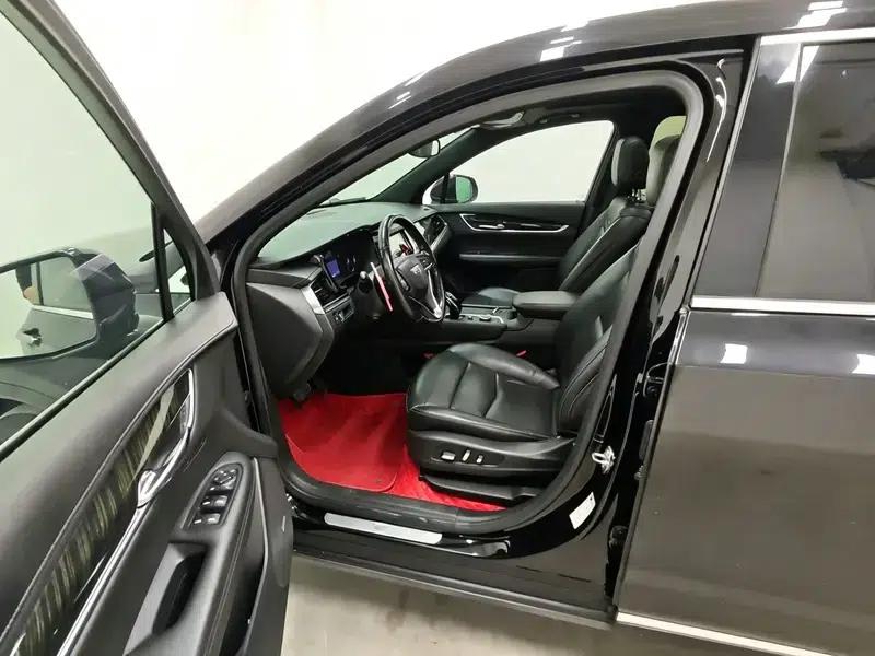 2020 Cadillac XT6 28T Six-Seat Luxury — миниатюра 17