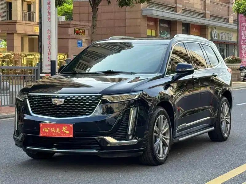 Cadillac XT6 2021 28T Six-Seat AWD Luxury — миниатюра 1