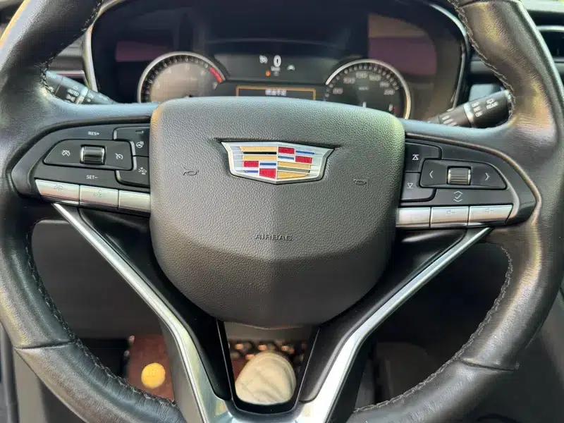 Cadillac XT6 2021 28T Six-Seat AWD Luxury — миниатюра 14