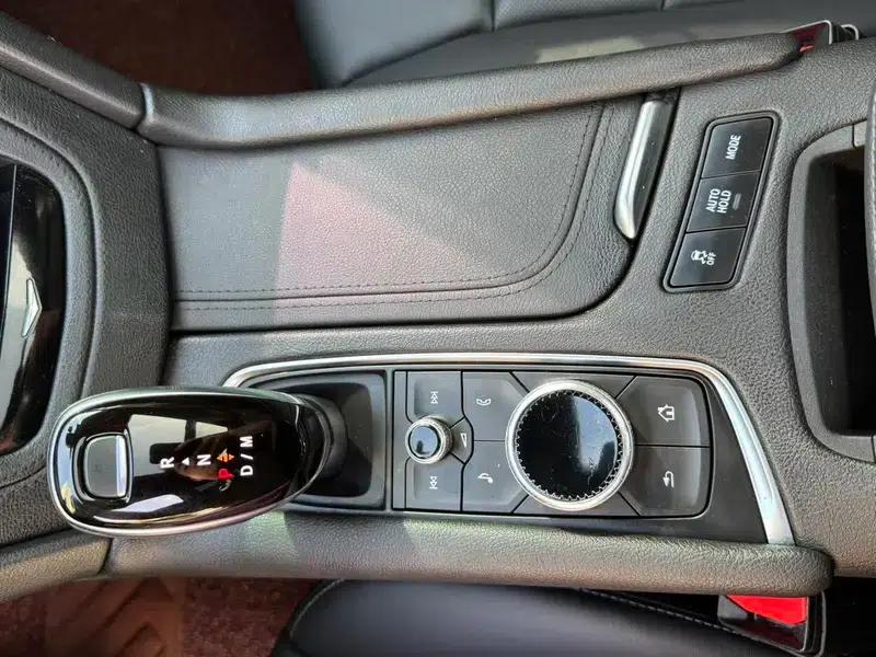 Cadillac XT6 2021 28T Six-Seat AWD Luxury — миниатюра 15