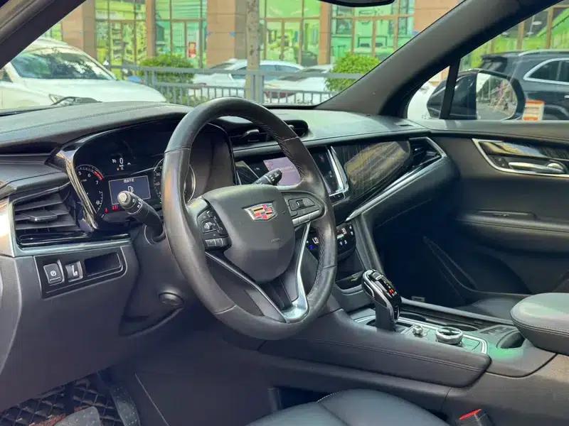 Cadillac XT6 2021 28T Six-Seat AWD Luxury — миниатюра 19