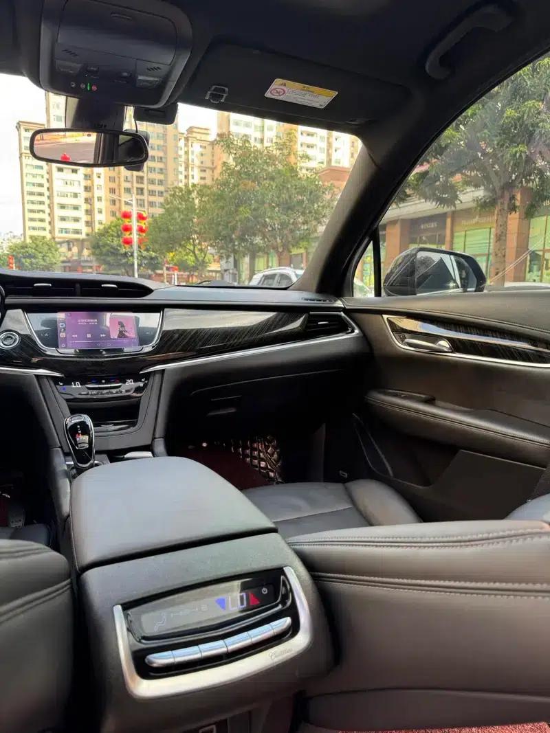 Cadillac XT6 2021 28T Six-Seat AWD Luxury — миниатюра 20