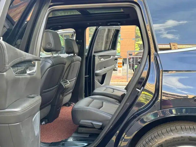 Cadillac XT6 2021 28T Six-Seat AWD Luxury — миниатюра 23