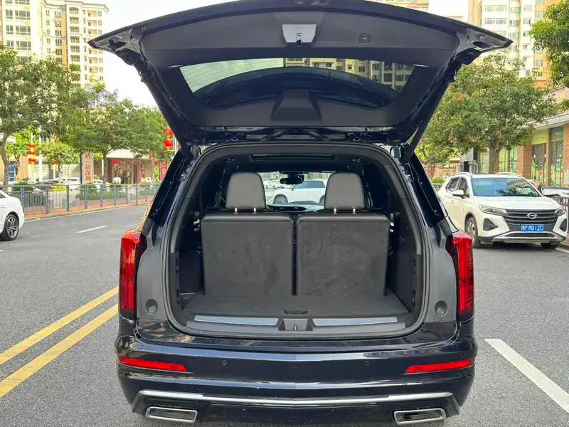 Cadillac XT6 2021 28T Six-Seat AWD Luxury — миниатюра 26