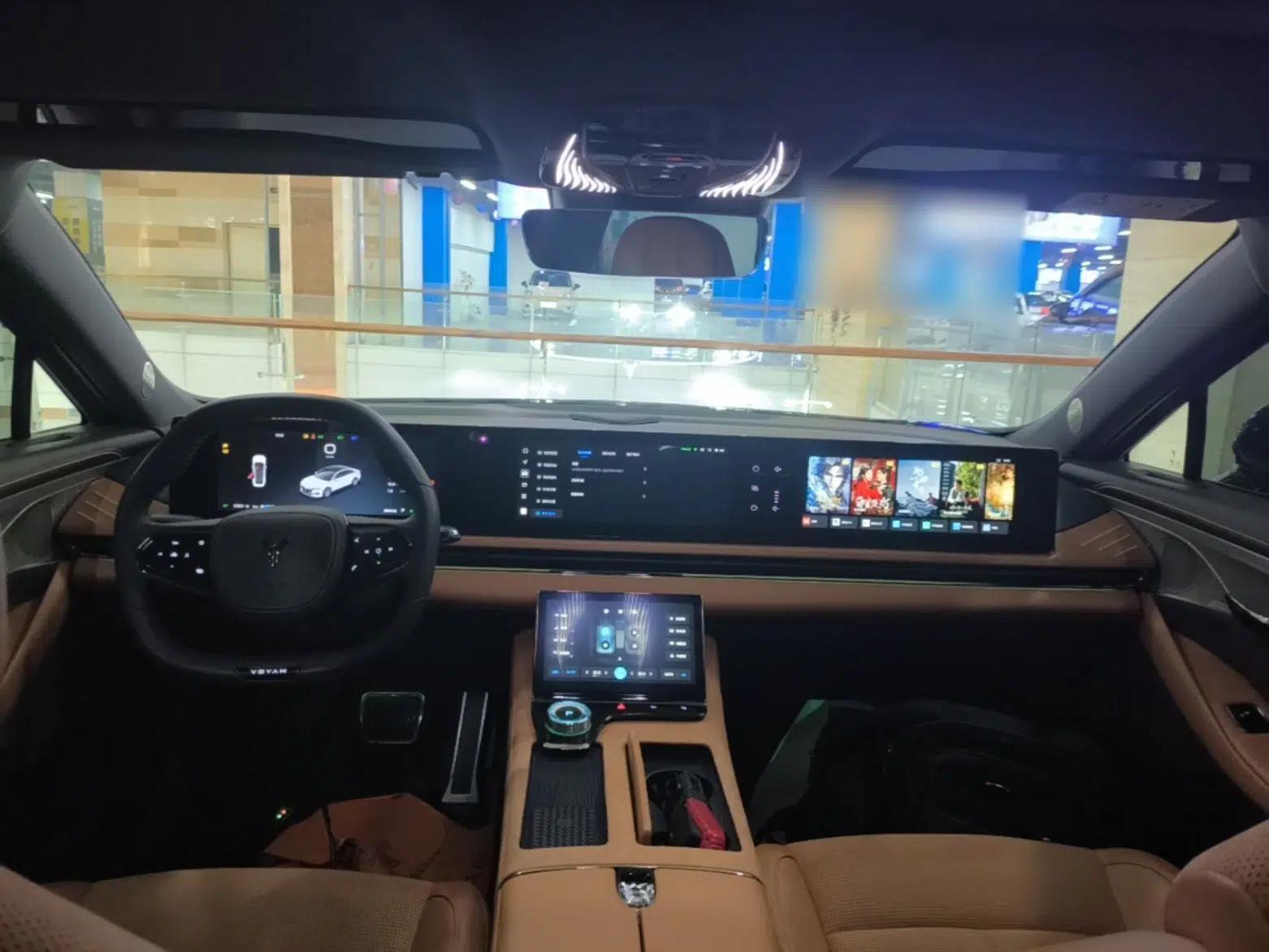 VOYAH PASSION 2024 PHEV Four-Wheel Drive Ultra-Long Range Flagship Model — миниатюра 12