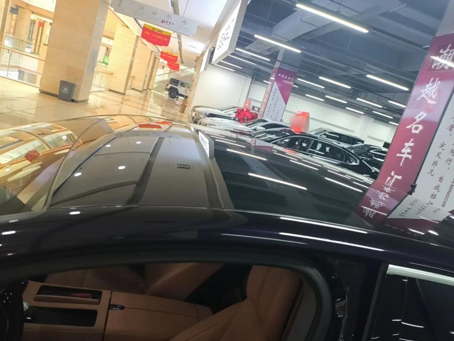 VOYAH PASSION 2024 PHEV Four-Wheel Drive Ultra-Long Range Flagship Model — миниатюра 7