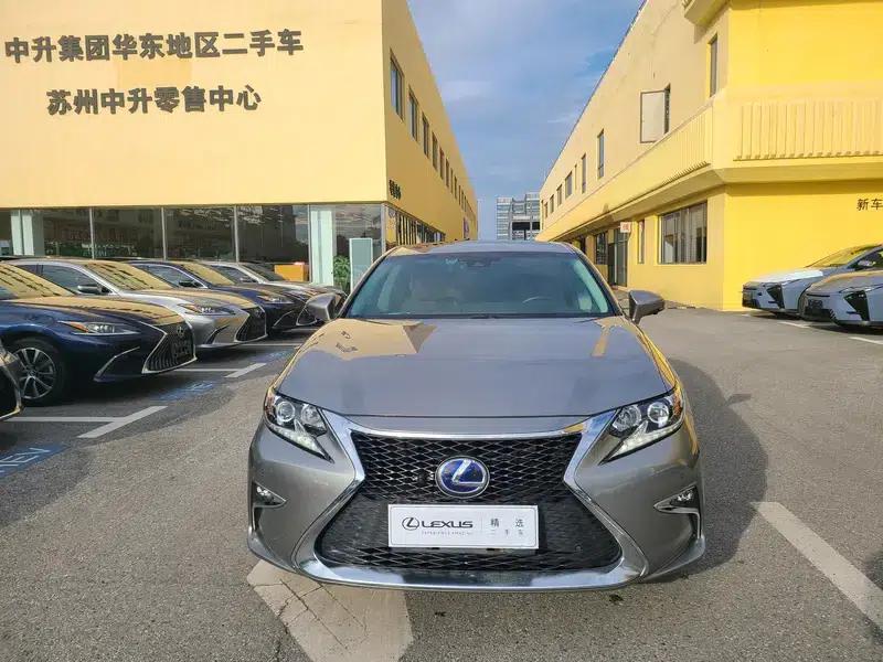 Lexus ES 2015 300h Comfort Edition — миниатюра 2