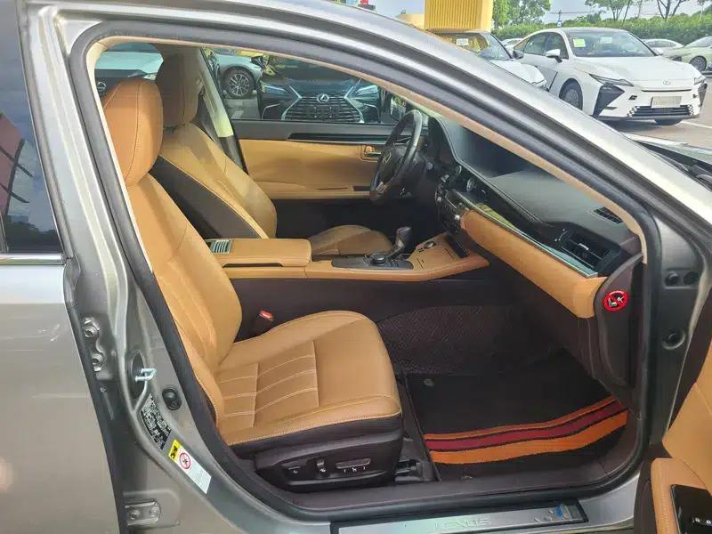 Lexus ES 2015 300h Comfort Edition — миниатюра 11