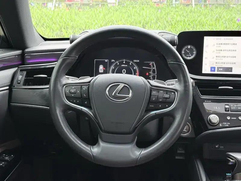 Lexus ES 2022 200 Premium Edition — миниатюра 11