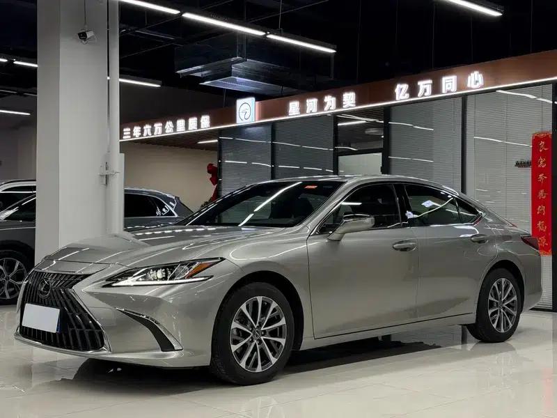 Lexus ES 2022 200 Premium Edition — миниатюра 1