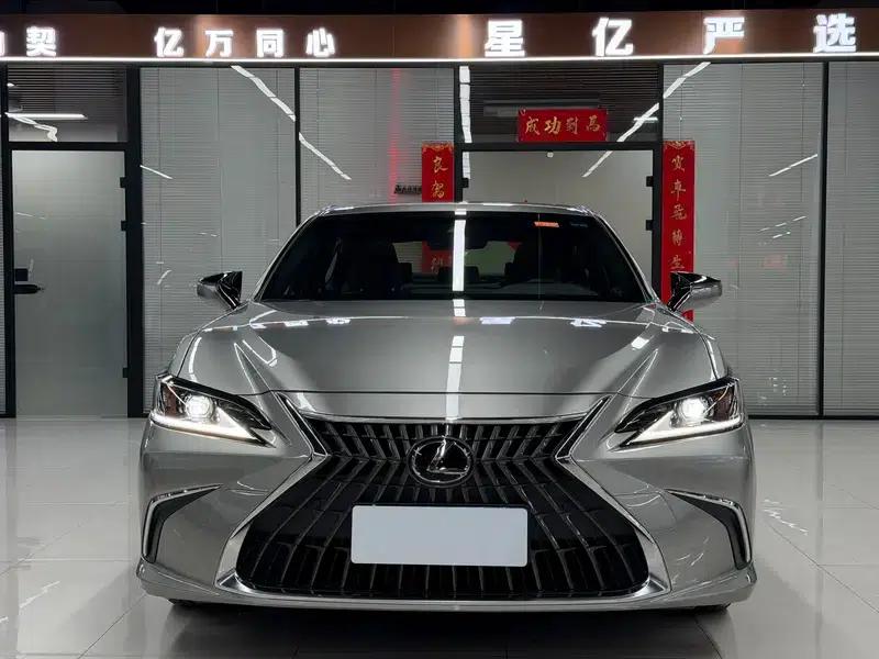 Lexus ES 2022 200 Premium Edition — миниатюра 2