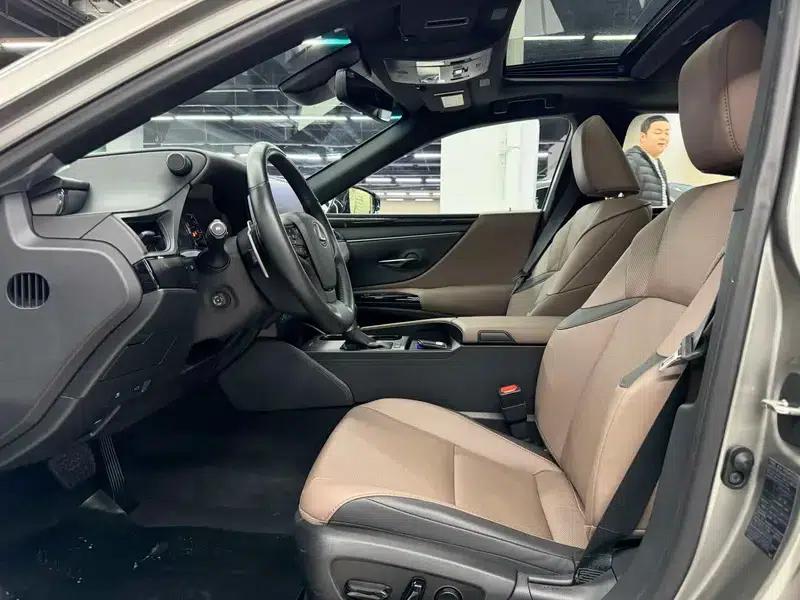 Lexus ES 2022 200 Premium Edition — миниатюра 17