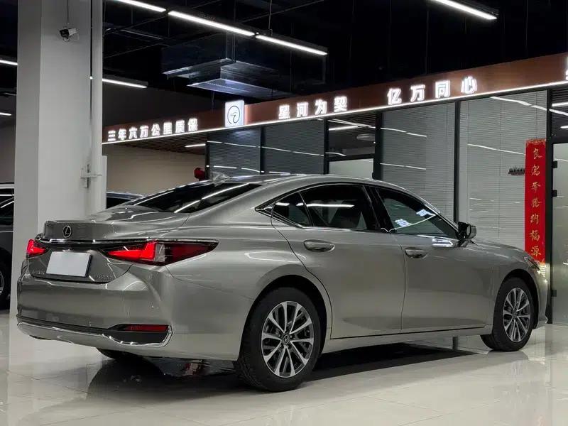 Lexus ES 2022 200 Premium Edition — миниатюра 6