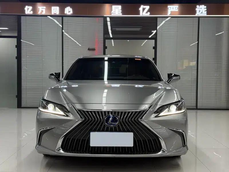 Lexus ES 2020 300h Premium Edition (China V Emission Standard) — миниатюра 2