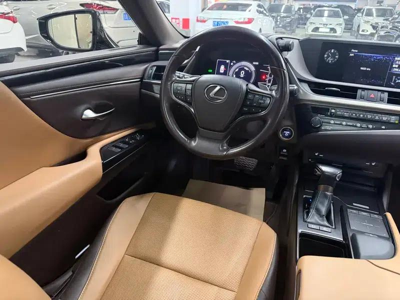 Lexus ES 2020 300h Premium Edition (China V Emission Standard) — миниатюра 14