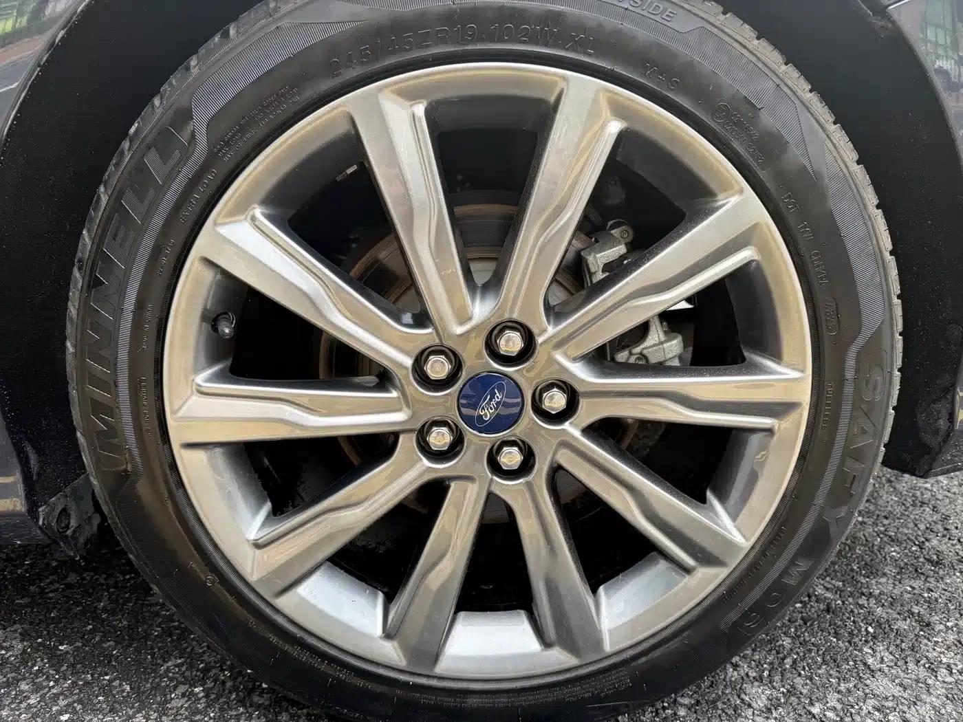 2019 Taurus EcoBoost 245 Premium Edition — миниатюра 17