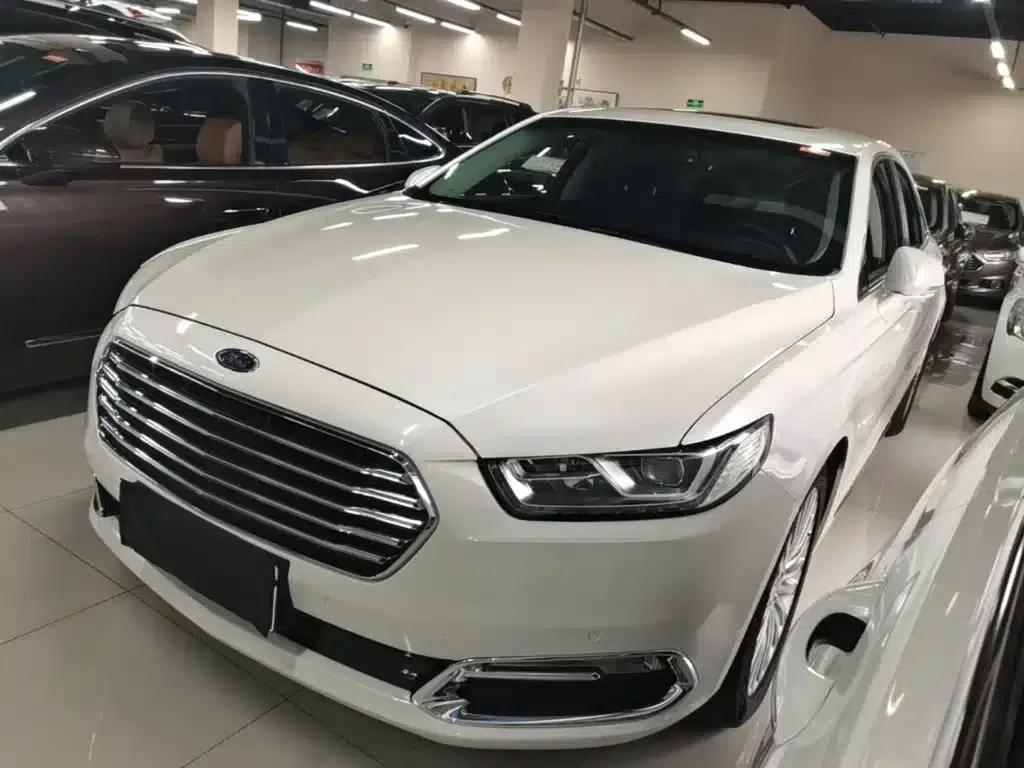 Taurus 2018 EcoBoost 245 Premium Edition (China V Emission Standard) — миниатюра 2