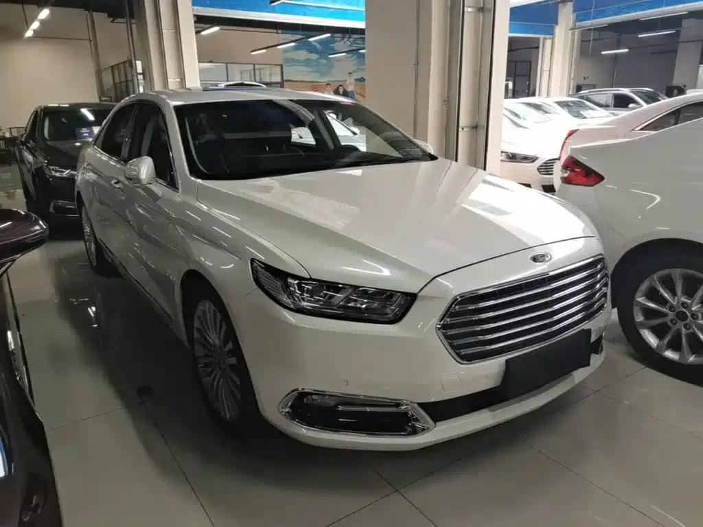 Taurus 2018 EcoBoost 245 Premium Edition (China V Emission Standard) — миниатюра 4