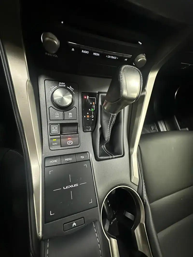 Lexus NX 2020 200 AWD Sport Edition (China VI Emission Standard) — миниатюра 19