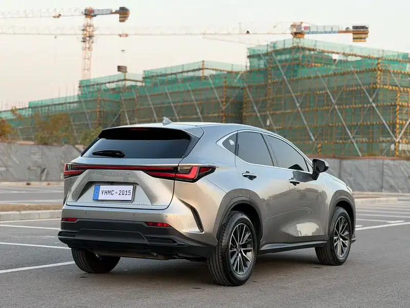 Lexus NX 2022 260 AWD Elite Edition — миниатюра 7