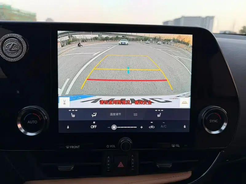 Lexus NX 2022 260 AWD Elite Edition — миниатюра 10