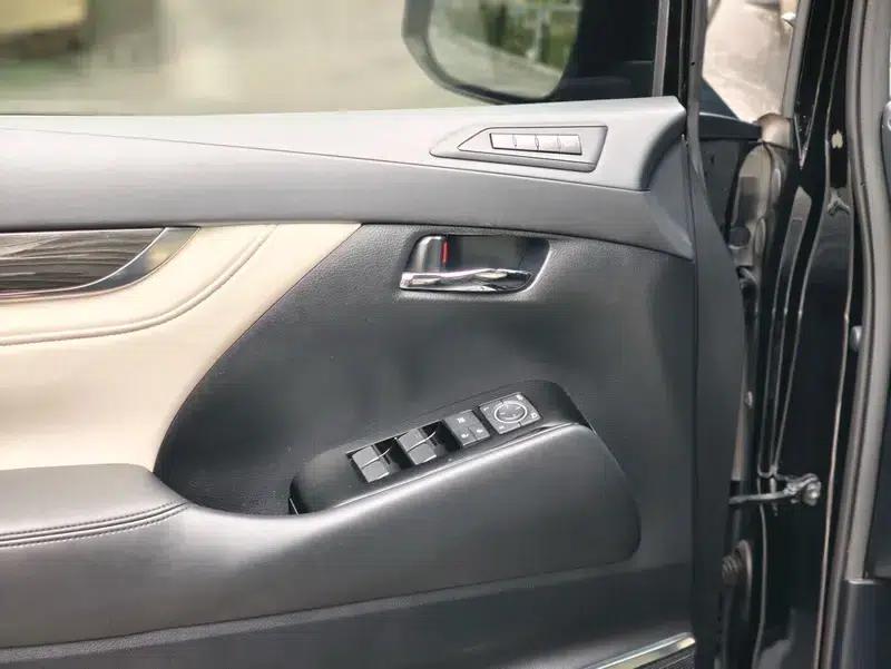 Lexus LM 2022 3.5L Automatic Front-Wheel Drive 4-Seater (Parallel Import) — миниатюра 12