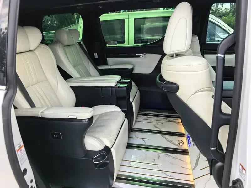 Lexus LM 2020 300h E-Four 7-Seat Elegant Edition — миниатюра 13