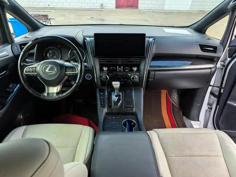Lexus LM 2020 300h E-Four 7-Seat Elegant Edition — миниатюра 9