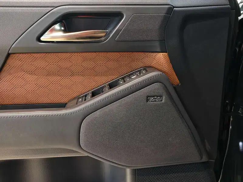 Lexus GX 2024 550h Lingfeng Edition — миниатюра 11
