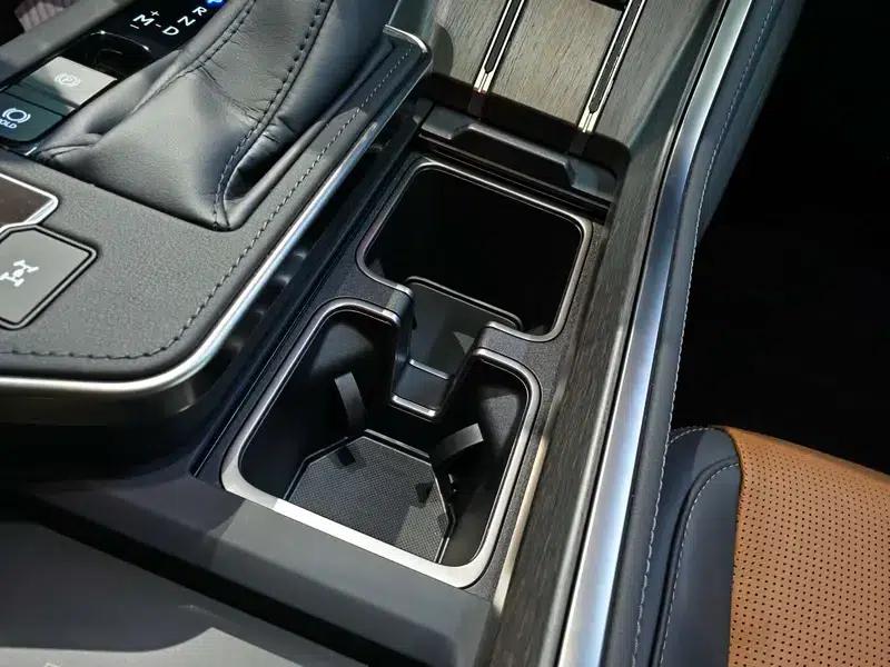 Lexus GX 2024 550h Lingfeng Edition — миниатюра 13