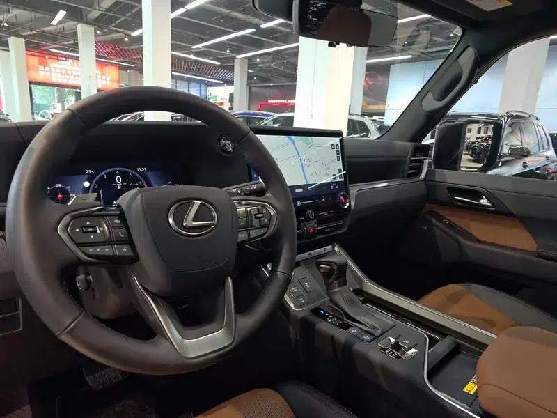 Lexus GX 2024 550h Lingfeng Edition — миниатюра 16