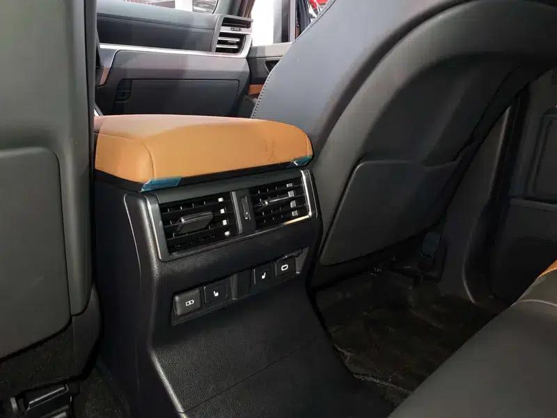Lexus GX 2024 550h Lingfeng Edition — миниатюра 20