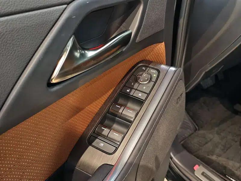 Lexus GX 2024 550h Lingfeng Edition — миниатюра 27
