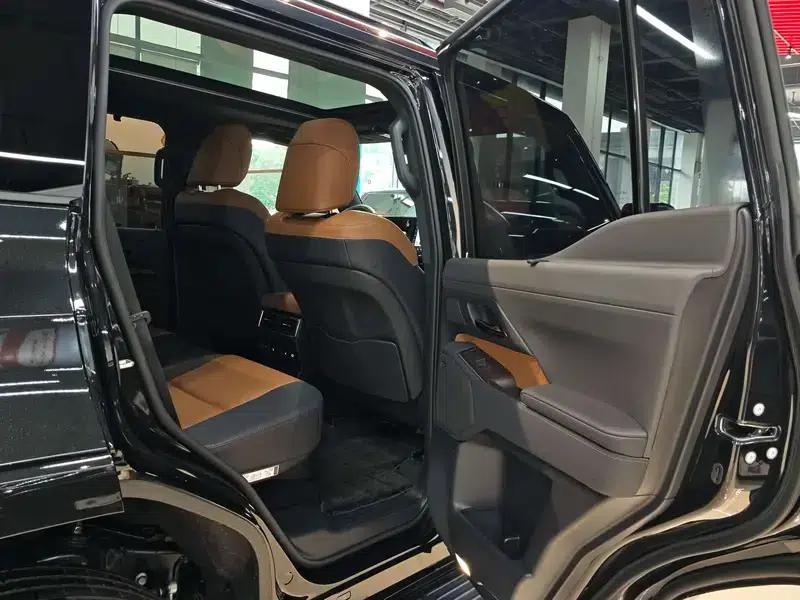 Lexus GX 2024 550h Lingfeng Edition — миниатюра 29