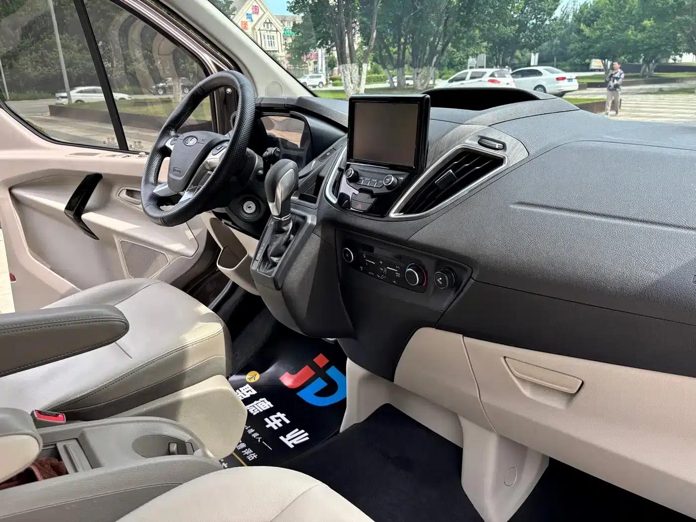 Tourneo 2020 2.0T Automatic Elite Edition (China VI Emission Standard) — миниатюра 16