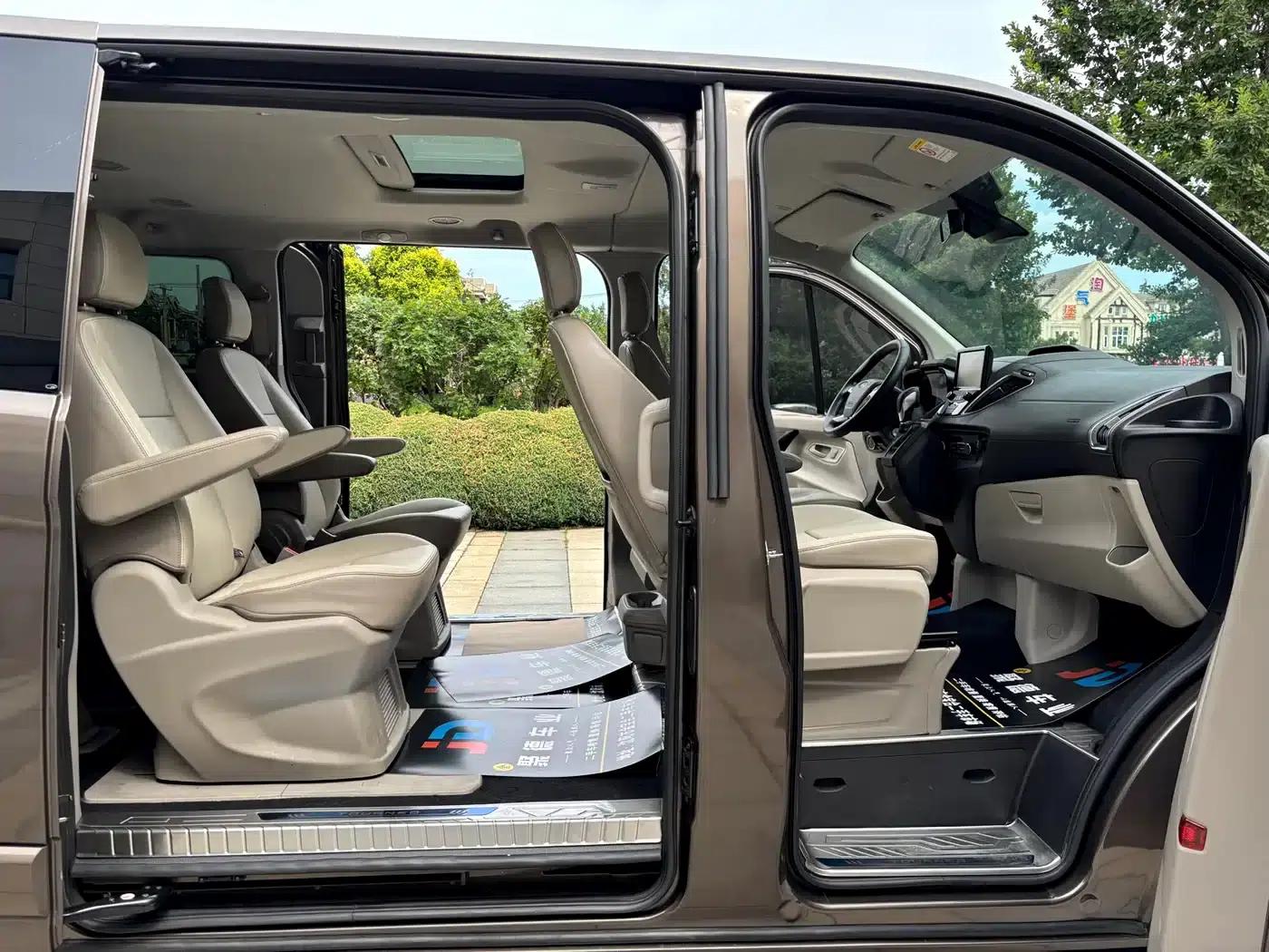 Tourneo 2020 2.0T Automatic Elite Edition (China VI Emission Standard) — миниатюра 18