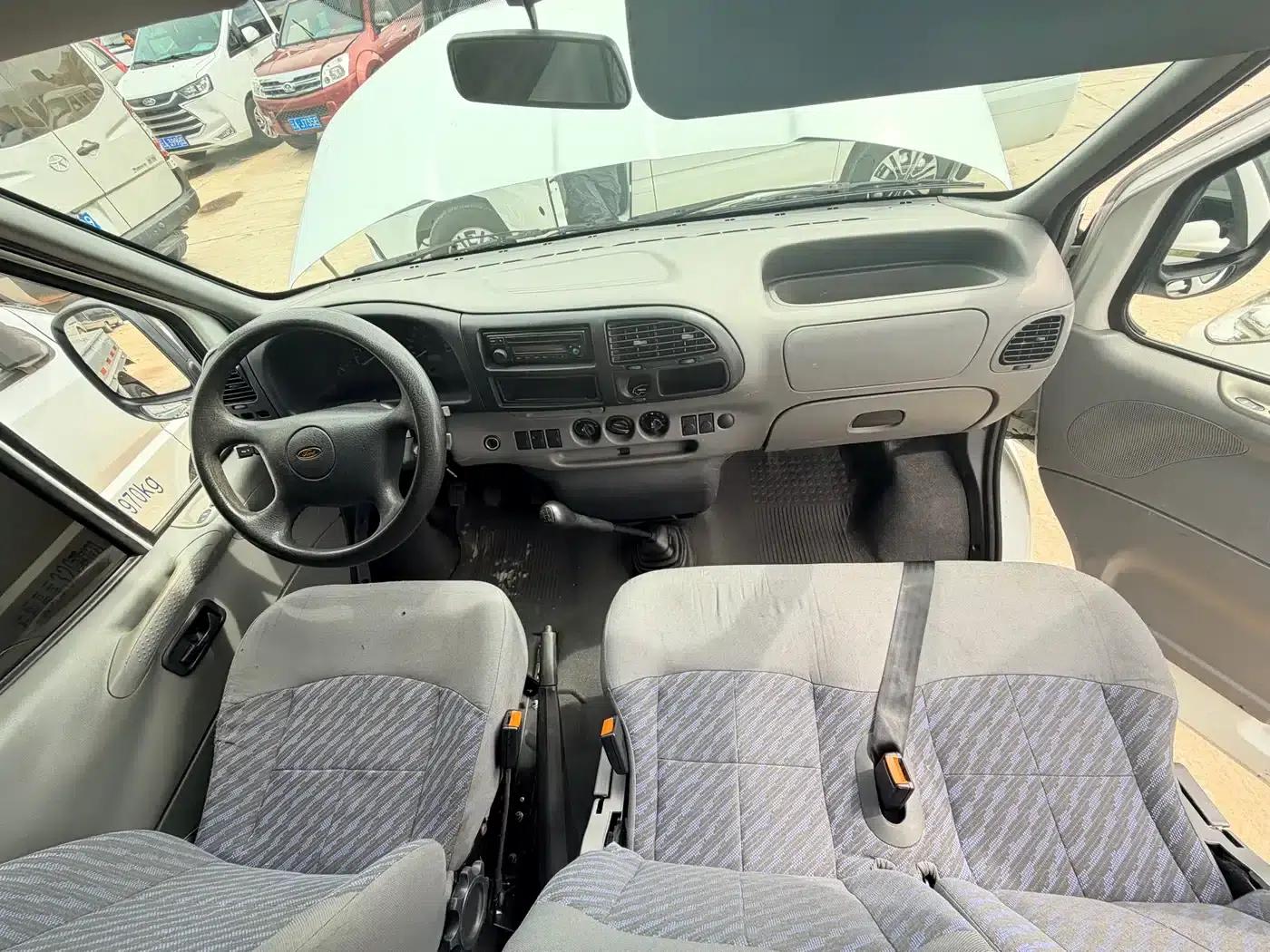 Classic Ford Transit 2013 2.8T Diesel Standard Short Wheelbase Mid-Roof JX493ZLQ3A — миниатюра 13