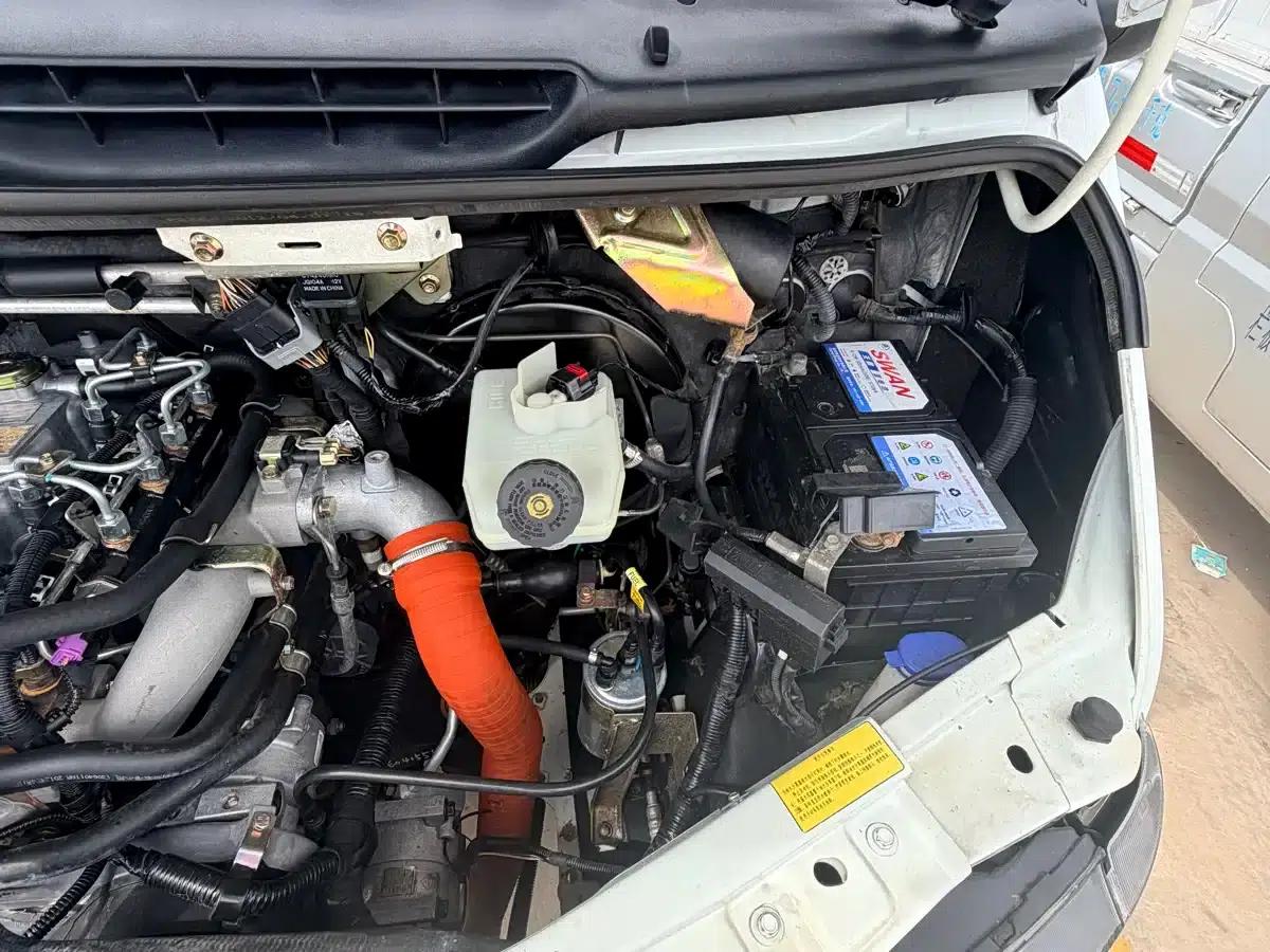 Classic Ford Transit 2013 2.8T Diesel Standard Short Wheelbase Mid-Roof JX493ZLQ3A — миниатюра 10