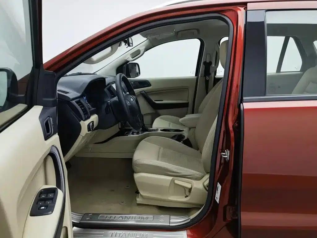 2016 Ford Everest 2.0T Gasoline Automatic 4WD Elite Edition — миниатюра 10