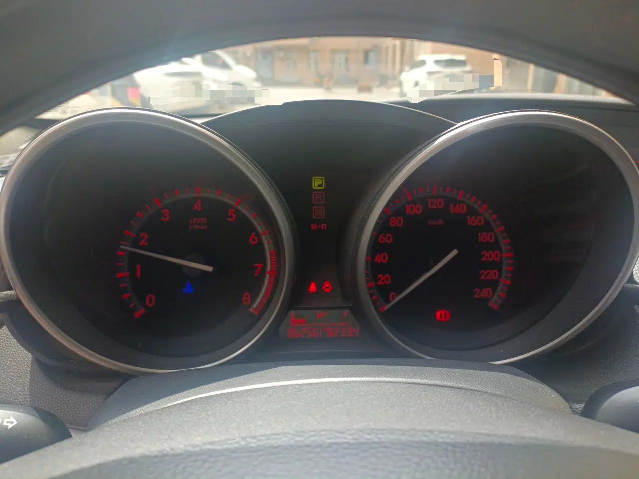 Mazda 3 2012 Hatchback 1.6L Automatic Elite Model — миниатюра 11