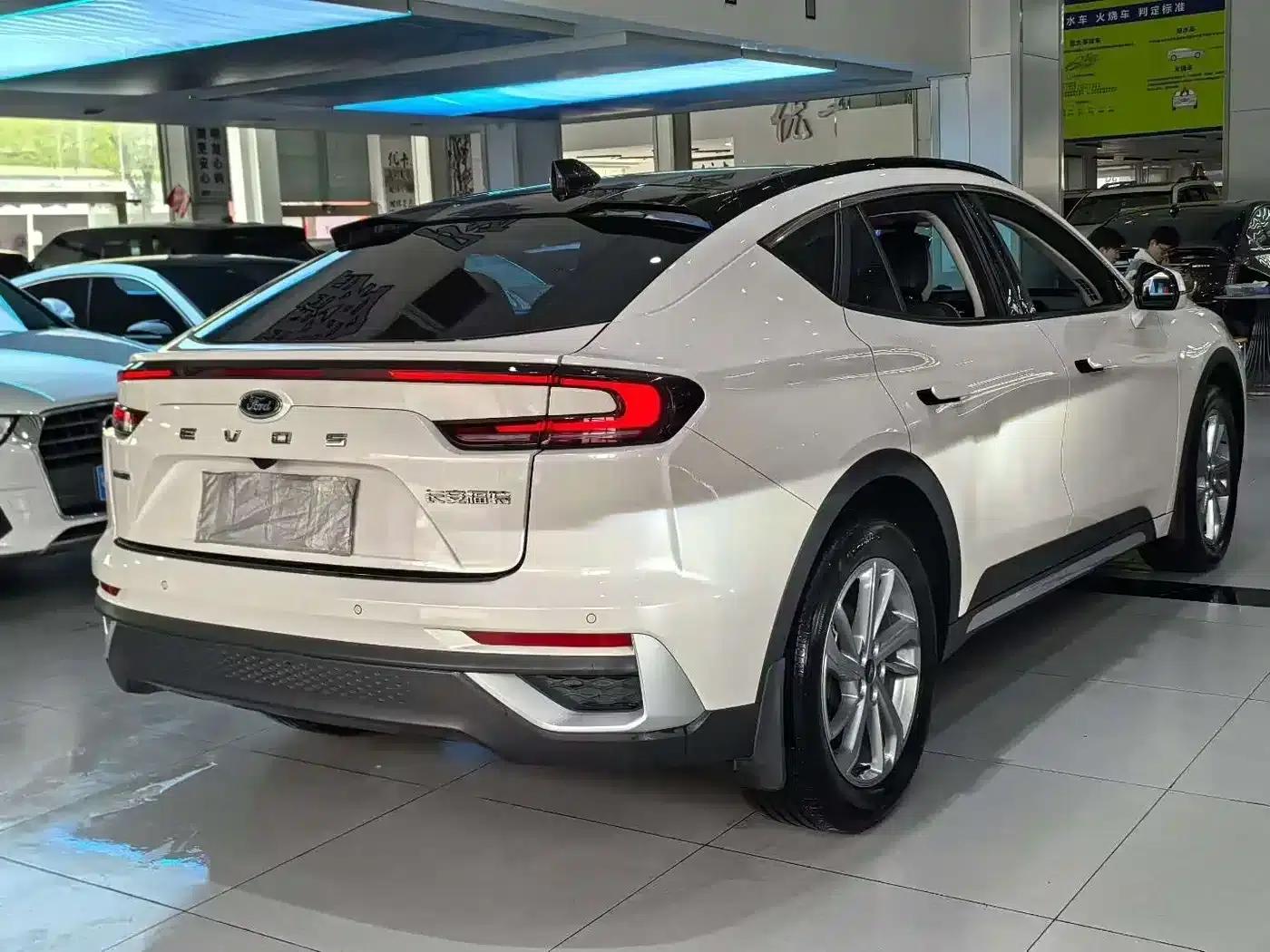 EVOS 2022 EcoBoost 245 Fashion Edition — миниатюра 7