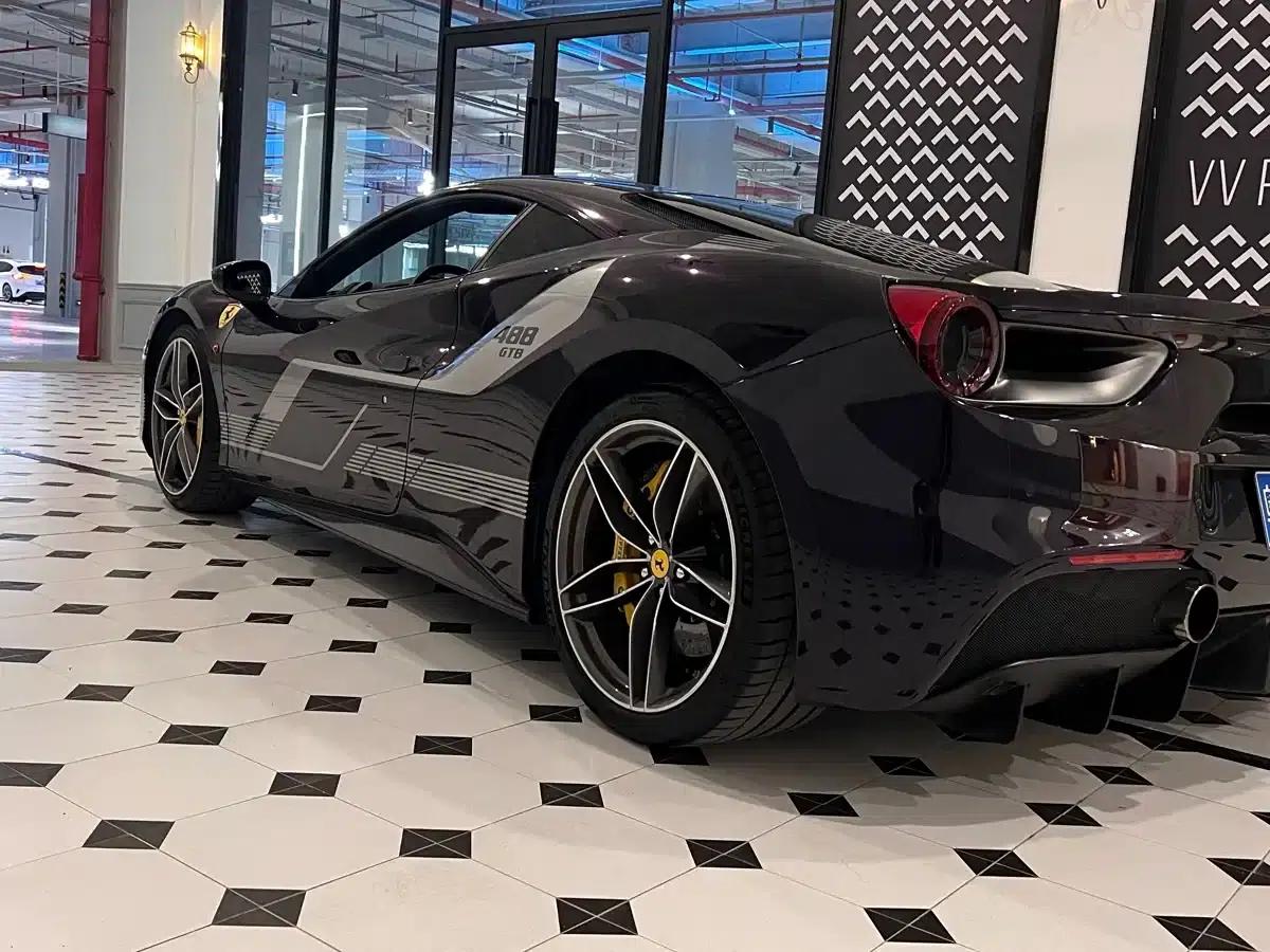 2015 Ferrari 488 GTB — миниатюра 10