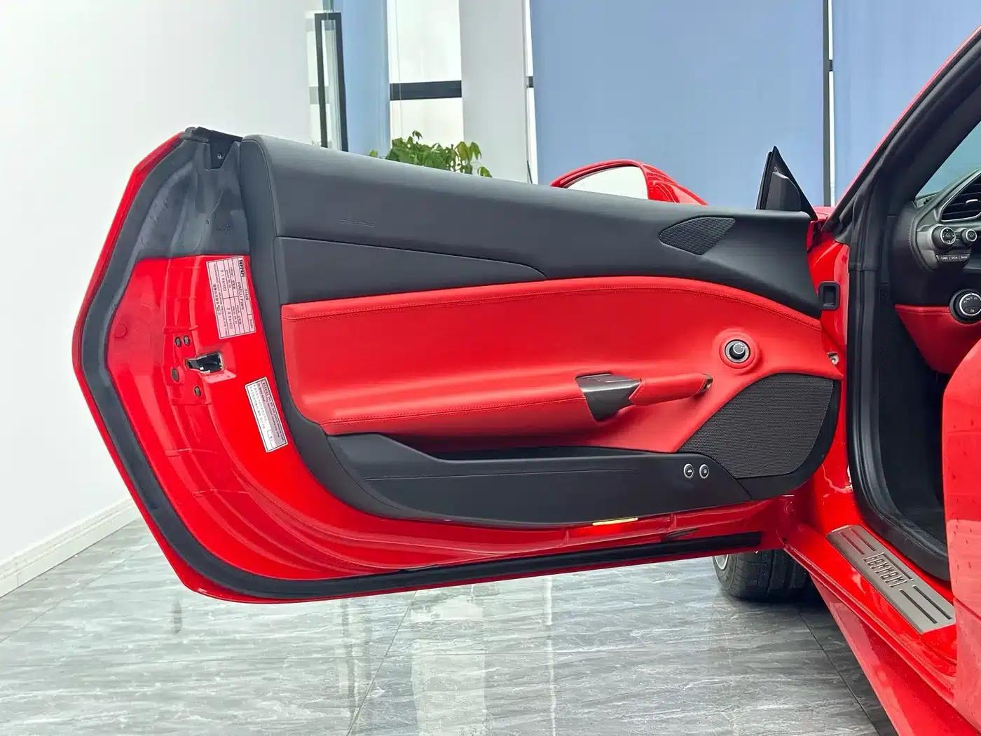 2015 Ferrari 488 GTB — миниатюра 21