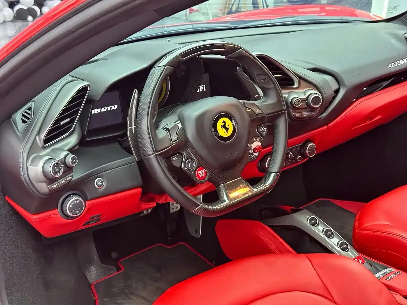 2015 Ferrari 488 GTB — миниатюра 27