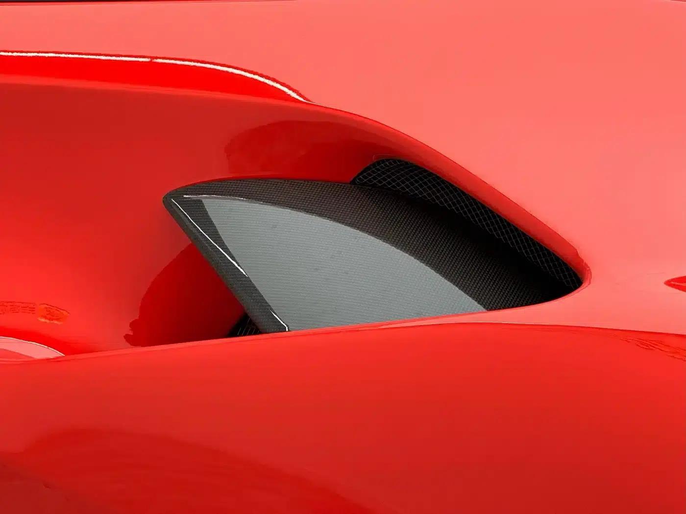 2015 Ferrari 488 GTB — миниатюра 32