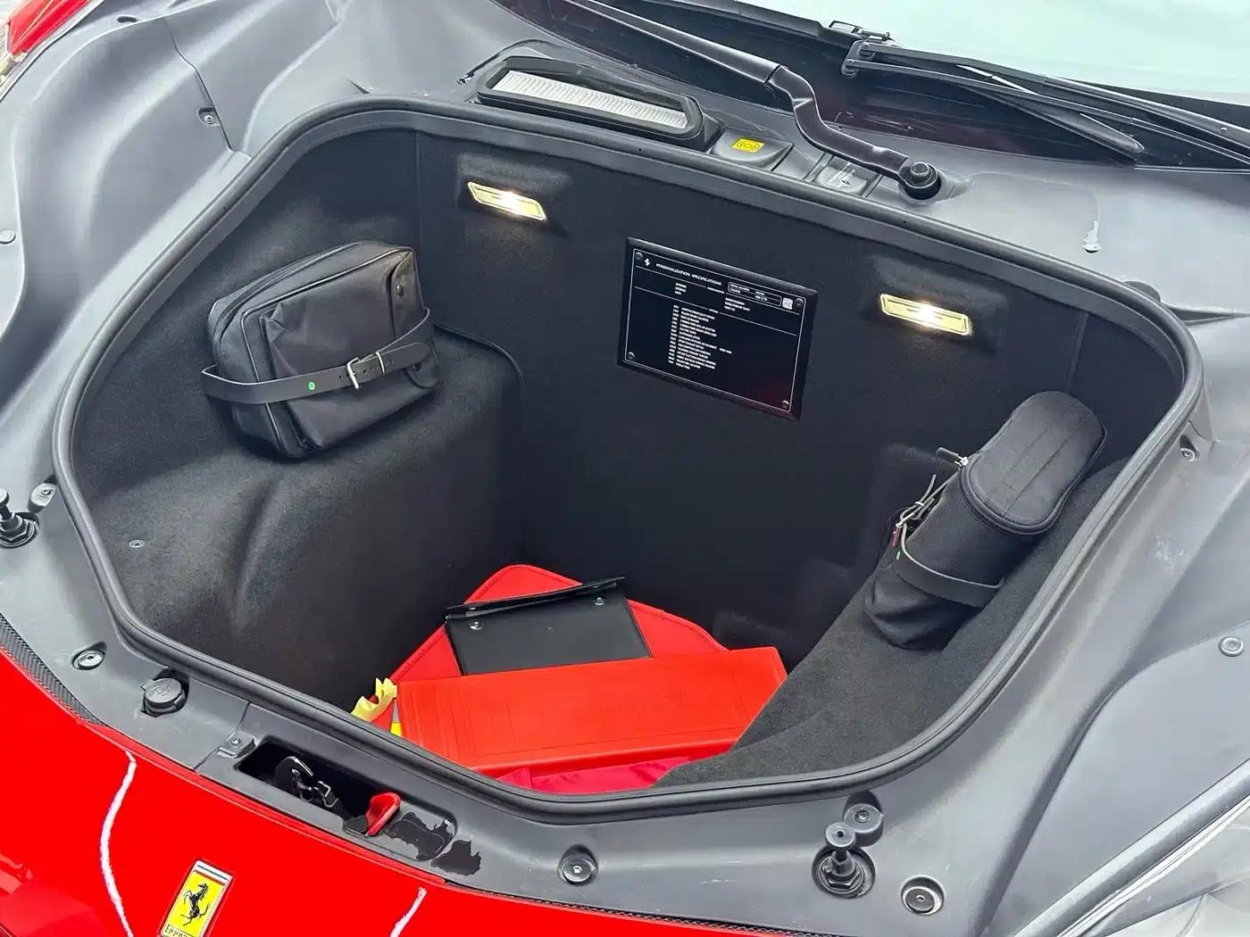 2015 Ferrari 488 GTB — миниатюра 33