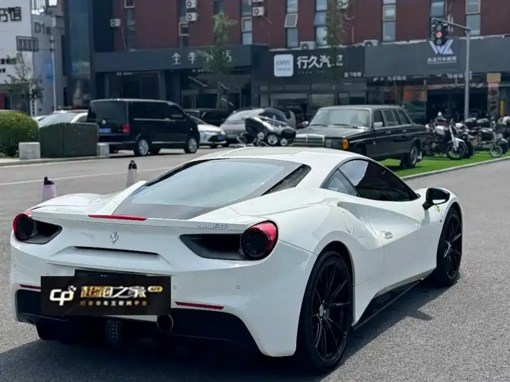 2015 Ferrari 488 GTB — миниатюра 2