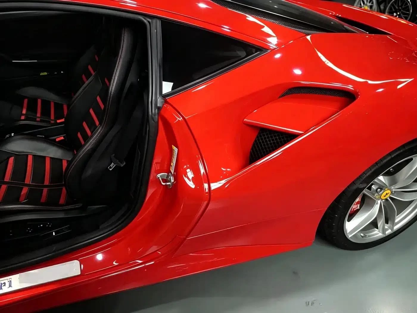 2015 Ferrari 488 GTB — миниатюра 5