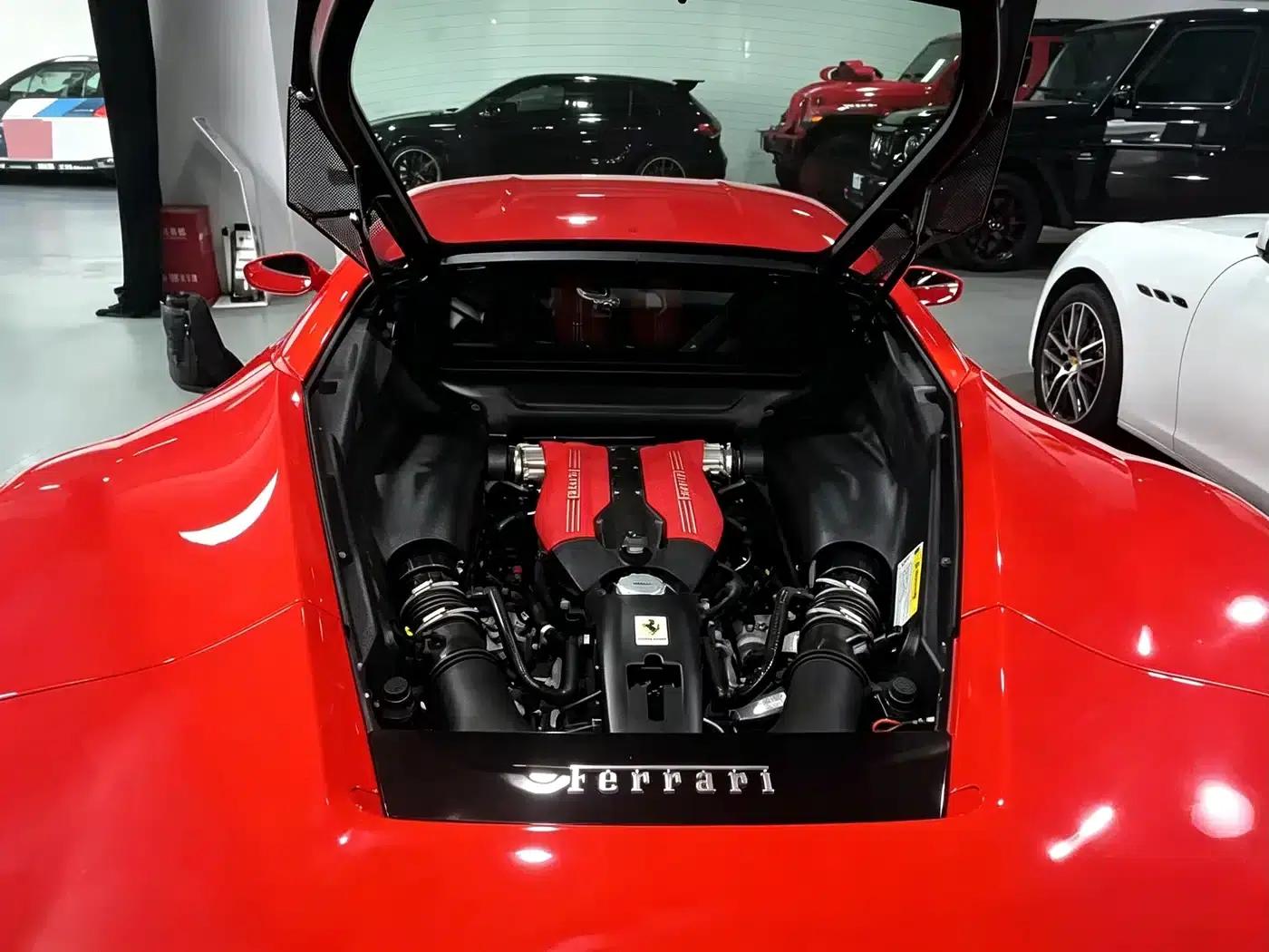 2015 Ferrari 488 GTB — миниатюра 9