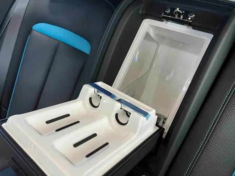 2025 Cullinan Series II Black Badge Disruptor — миниатюра 21